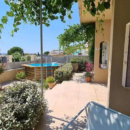 La Maison Ryokufu Chateauneuf-du-Pape Exterior photo